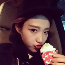 美图标题被我吃了潮流时尚美女