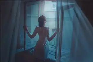 阳光下的少女脸庞