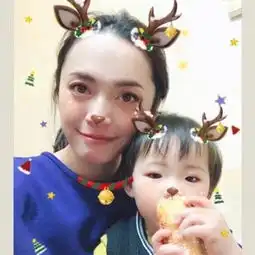 姚晨晒儿女近照小土豆小茉莉长大啦