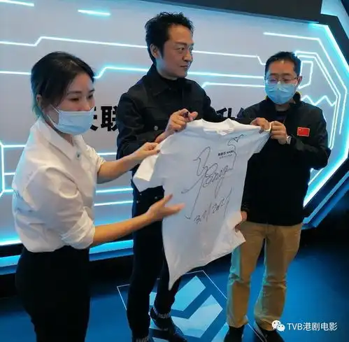 59岁马景涛人老心不老潮爆打扮惊艳网民帅气不输年轻人