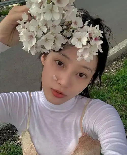 女生头像爱笑的你是人间宝藏