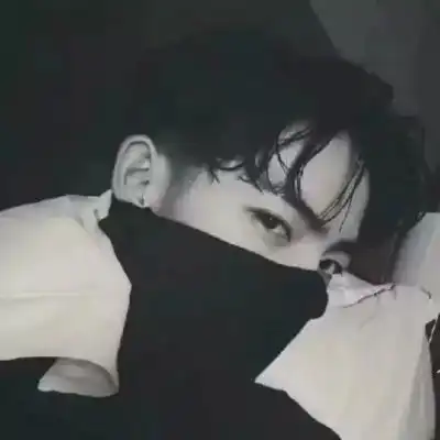 男生头像以为你我相信真爱