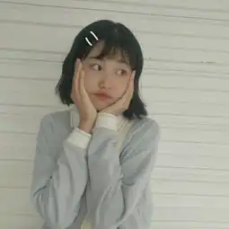短发悲伤女生2019伤感头像