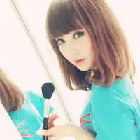 时尚女孩子喜欢的阿宝色女生头像