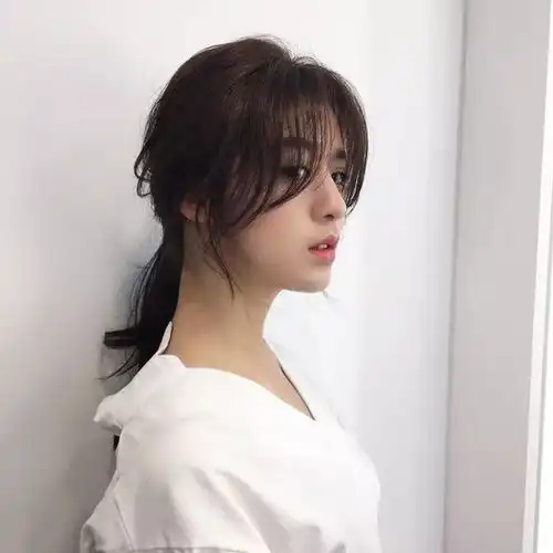 高发际线女生适合的4种刘海,最后一种增发明显,却常常被忽略