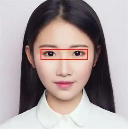 女生拍证件照时,如何把证件照拍的好看