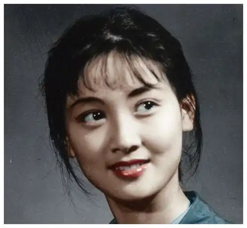 张国立的荒诞情史,靠才华征服了2个女人,与众多女星传时尚绯闻