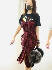 唐嫣孕后晒美照,红装下身材依旧如小姑娘,看脸比没怀孕时还稚嫩