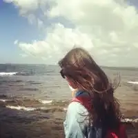 美女与狗狗的qq个性头像我爱狗狗狗狗爱我对我来说男人算什么
