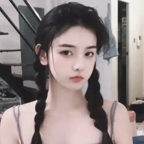 女头在一个人的世界熠熠生辉