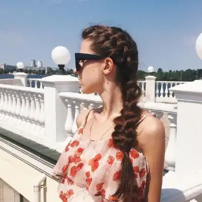 伤感有意境qq女生欧美头像