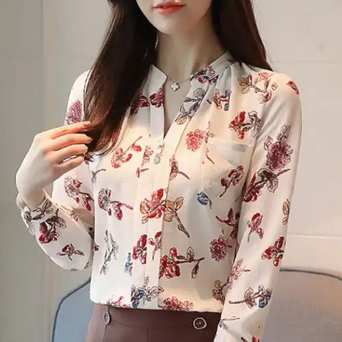 时髦女生都爱穿的甜美衬衫,内搭外穿都好看,秋天穿刚好