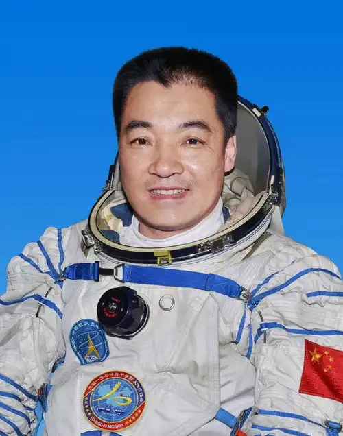 10月了神舟十七号将本月发射,第一位女指令长将到来,可能吗