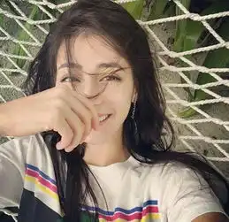 欢乐颂关关的乖乖女形象尽毁竟称鹿晗是她的