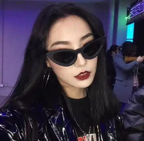 头像我们的故事,以我打扰开始,以我多余结束