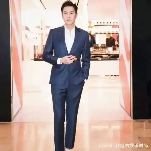 无界时尚家推荐庆余年男主角的西装搭配