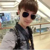 qq头像夏冷心你好友众多不缺我男生非主流