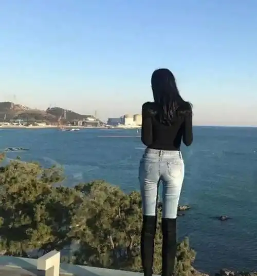 越南第一美女有多撩人身材完美很迷人,坚持1项运动收获大