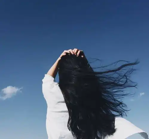 你在蜕变的过程中,也在成为更好的自己