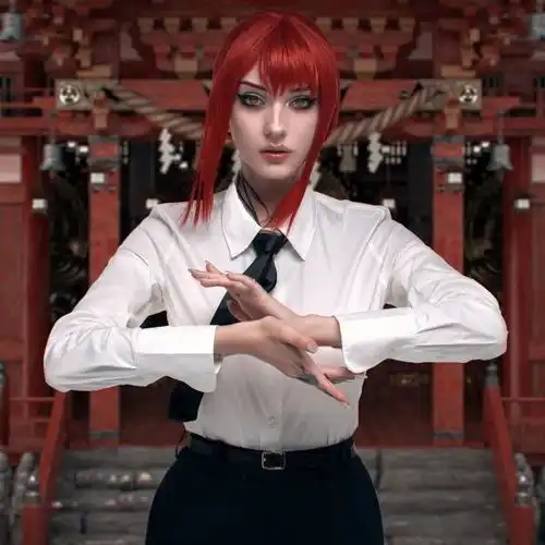 俄妹cos电锯人中坏女人玛奇玛胶衣御姐