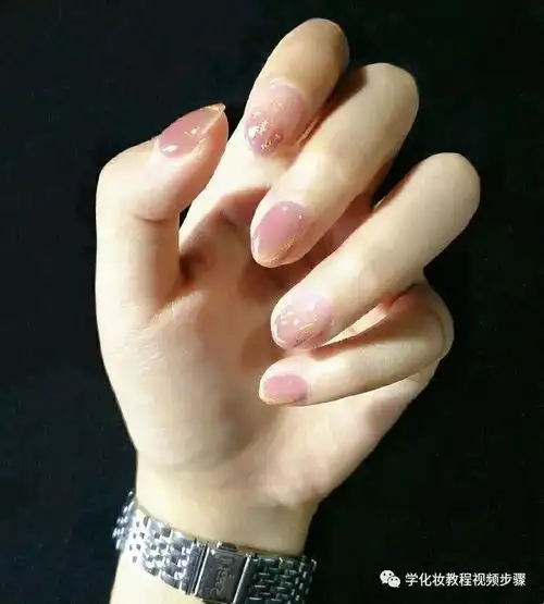 美甲图片这些少女心爆棚的美甲,敢不敢再美一点
