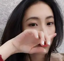 小仙女哭诉仙洋错信他人,直播间抱怨张二嫂