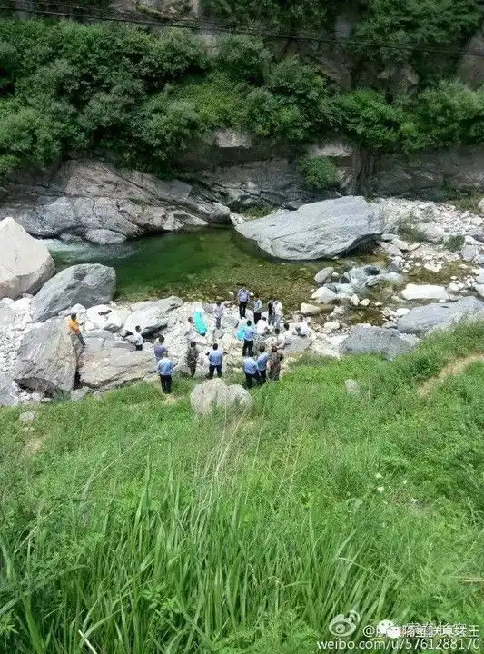 珍爱生命山间河流水潭游泳戏水,长安库裕河两16岁少年发生溺水不幸