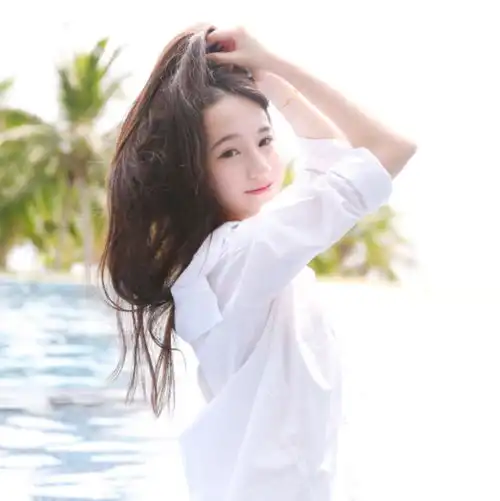 静静欣赏唯美动人让人沉醉的侧面美女