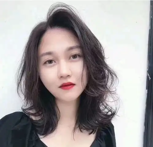 流行发色推荐,显白是关键