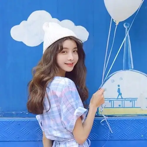 温柔又仙气的蓝色意境女头