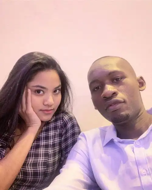 女孩与非洲男友交往4个月就结婚,曾遭众人反对如今过得很幸福
