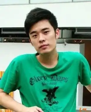 暴雨下的上海明星家漏水成灾,市民生活受考验