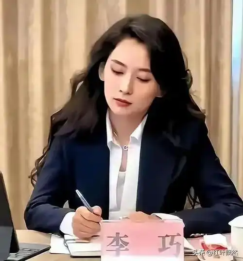 迷倒汪峰的李巧森林北有什么魅力看完私生活照,秒懂