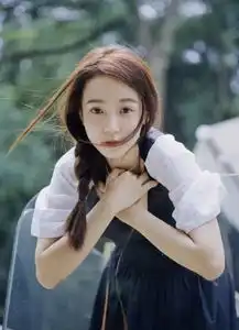 为什么别人的马尾就扎的这么好看