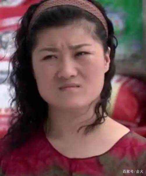 女星24岁演中年妇女成名,近照曝光回春似少女,老公原来是他