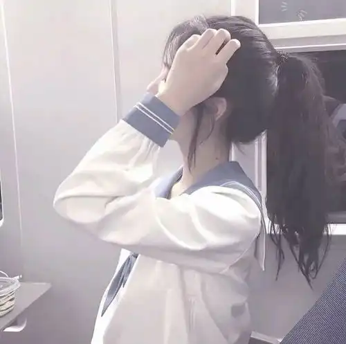 超仙不露脸女生头像我最喜欢你笑起来眼里满满都是我女头