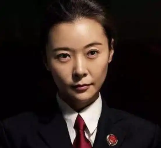 最美琼瑶女郎何音,与黄志忠结婚13年却被插足现怎么样了