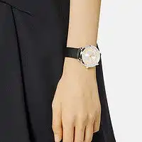 范思哲女表versace范思哲手表女士小众轻奢名牌正品小表盘复古女表高级感多少钱
