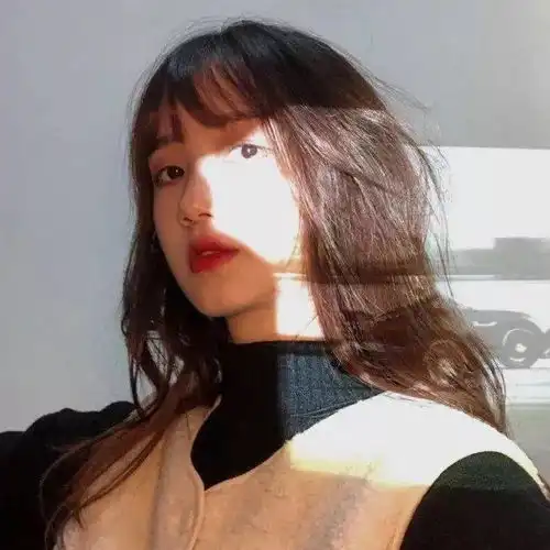 50张女生头像丨生活不易,猪猪叹气