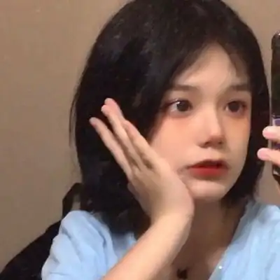 林仙涵别怕我在,别哭我懂,过来抱女生头像我要个性网