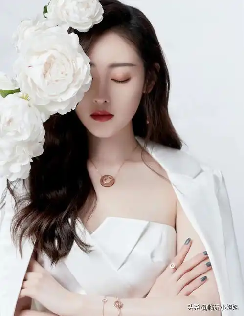张天爱,英豪十足的冷艳美女,新一代性感女神,太撩人啦