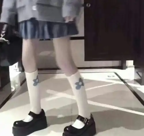 女孩这3处发黑,说明子宫已病得不轻,00后也别大意