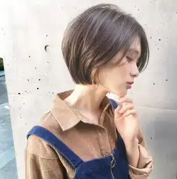 天鹅颈短发