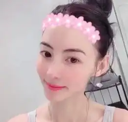 张柏芝晒少女时期清纯旧照,发布四个字疑似表白三胎生父