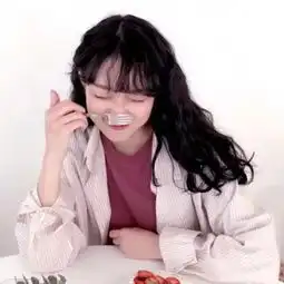 女生头像清新气质微信女头