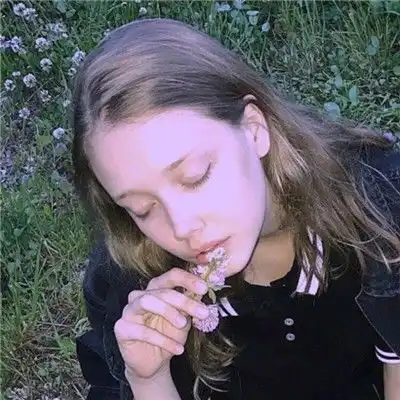 霸气超拽qq女生头像欧美范精选欲望本应像野马我只想要你