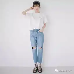 穿衣打扮160软妹子素色穿衣搭配图片