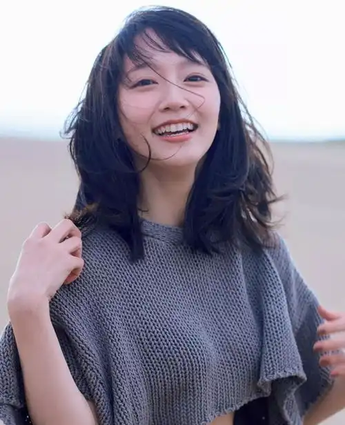 吉冈里帆