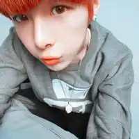女生头像眨眼嘟嘴微信头像图片大全