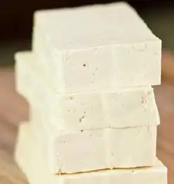 珠海有个女孩不小心用盐水洗头,最后竟然变成这样子